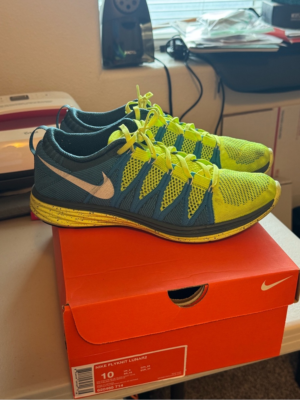 Nike Men’s Flyknit Lunar 2 blue and green